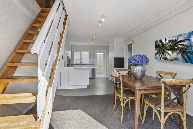 Photo of property in 39 Bodmin Terrace, Camborne, Porirua, 5026