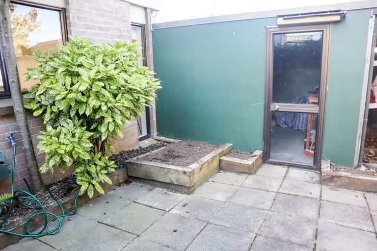 Photo of property in 3/2 Canon Street, St Albans, Christchurch, 8014