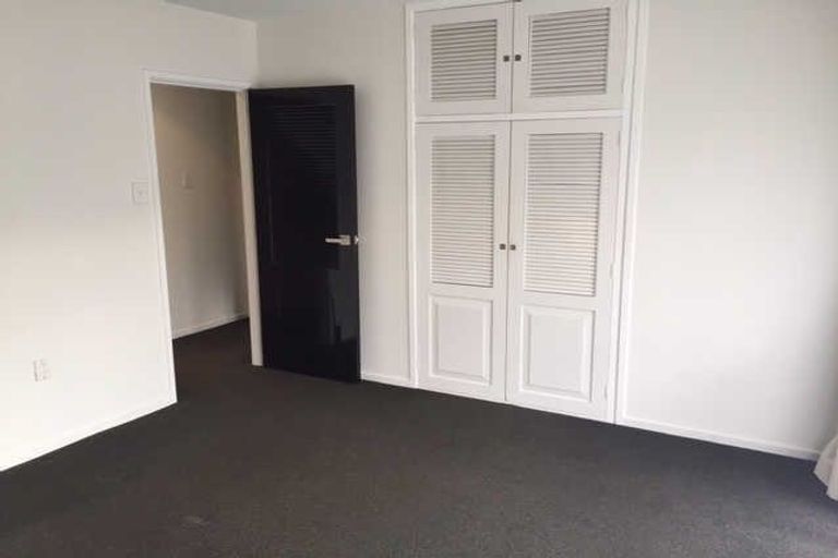 Photo of property in 30 Highfield Place, Avonhead, Christchurch, 8042