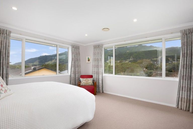 Photo of property in 19 David Street, Waikanae, 5036
