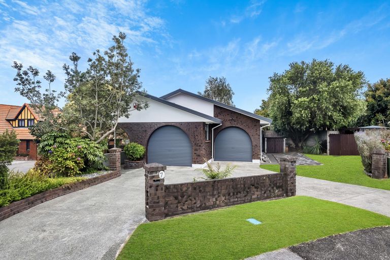 Photo of property in 7 Catania Place, Conifer Grove, Takanini, 2112