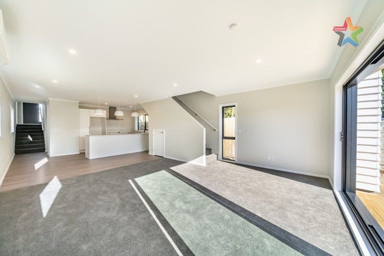 Photo of property in 3/1 Helvetia Grove, Naenae, Lower Hutt, 5011