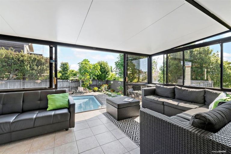 Photo of property in 1c Ebenezer Way, Clendon Park, Auckland, 2103