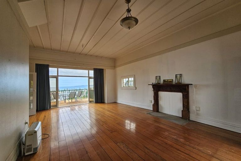 Photo of property in 42 Cameron Road, Bluff Hill, Napier, 4110