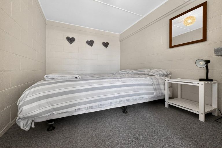 Photo of property in 102 Newcastle Street, Mahia, 4198