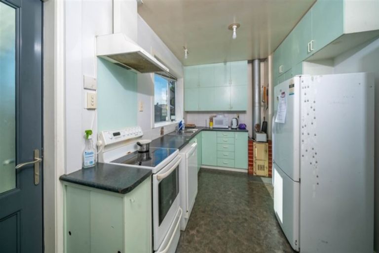 Photo of property in 14 Springs Road, Hornby, Christchurch, 8042