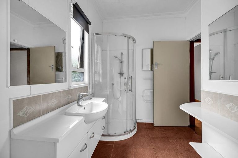 Photo of property in 181 Tukapa Street, Westown, New Plymouth, 4310