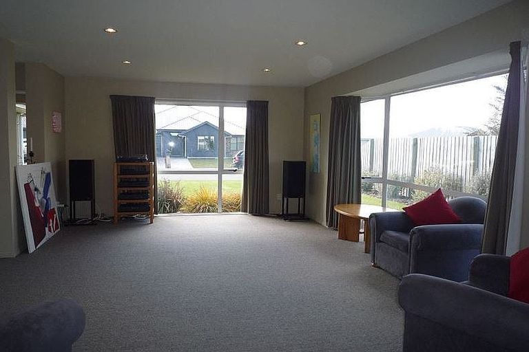 Photo of property in 4 Keats Place, Rolleston, 7614