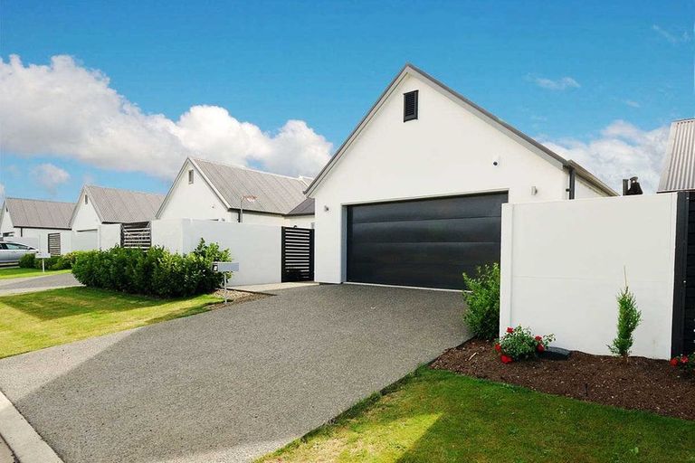 Photo of property in 44 Papawai Drive, Rangiora, 7400