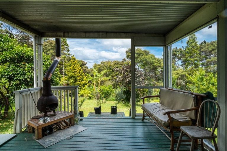 Photo of property in 131 Colwill Road, Massey, Auckland, 0614