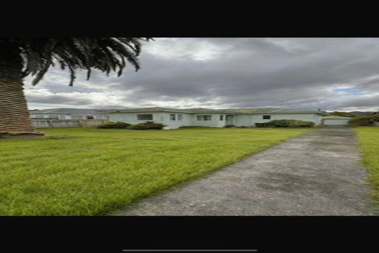 Photo of property in 14 Burden Avenue, Wainuiomata, Lower Hutt, 5014