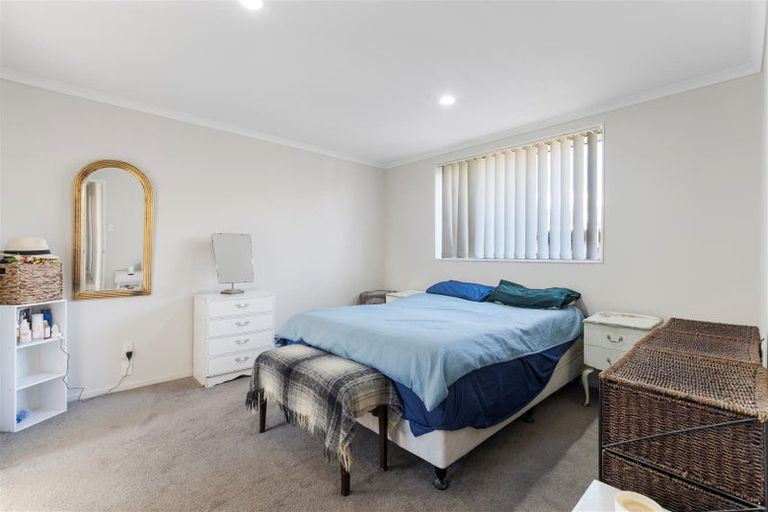Photo of property in 14 Nykki Place, Papakura, 2110