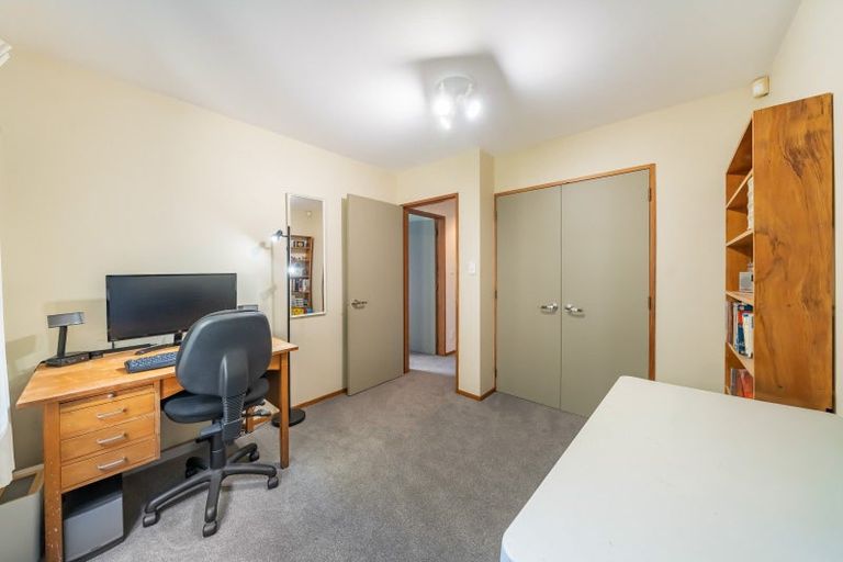 Photo of property in 1 Roys Road, Plimmerton, Porirua, 5026