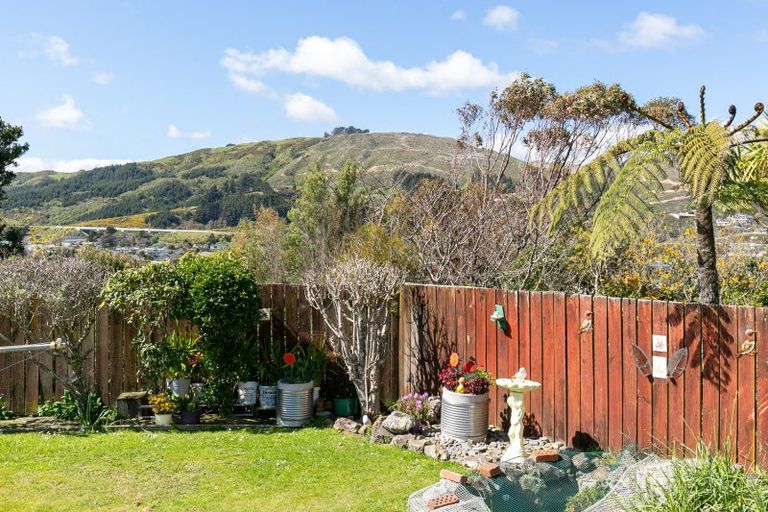 Photo of property in 24 Turriff Crescent, Tawa, Wellington, 5028