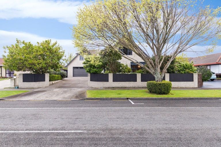 Photo of property in 113 John F Kennedy Drive, Milson, Palmerston North, 4414