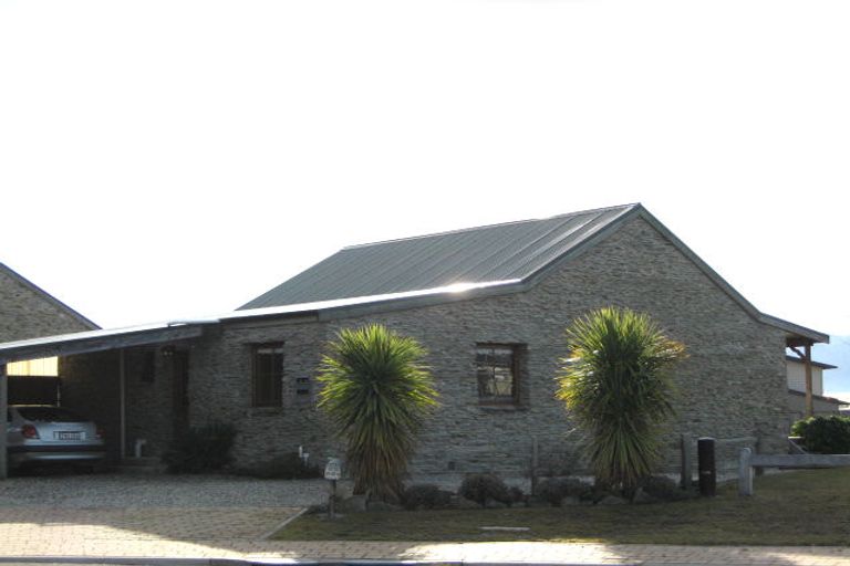 Photo of property in 14b Little Oak Common, Wanaka, 9305