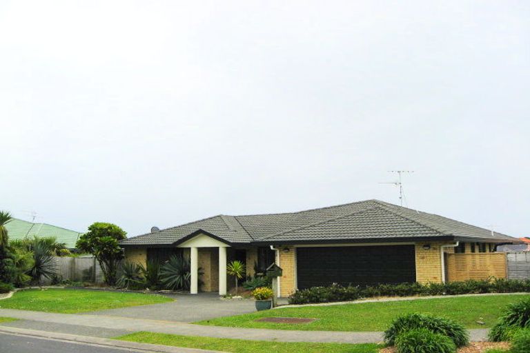 Photo of property in 34 Alec Craig Way, Gulf Harbour, Whangaparaoa, 0930