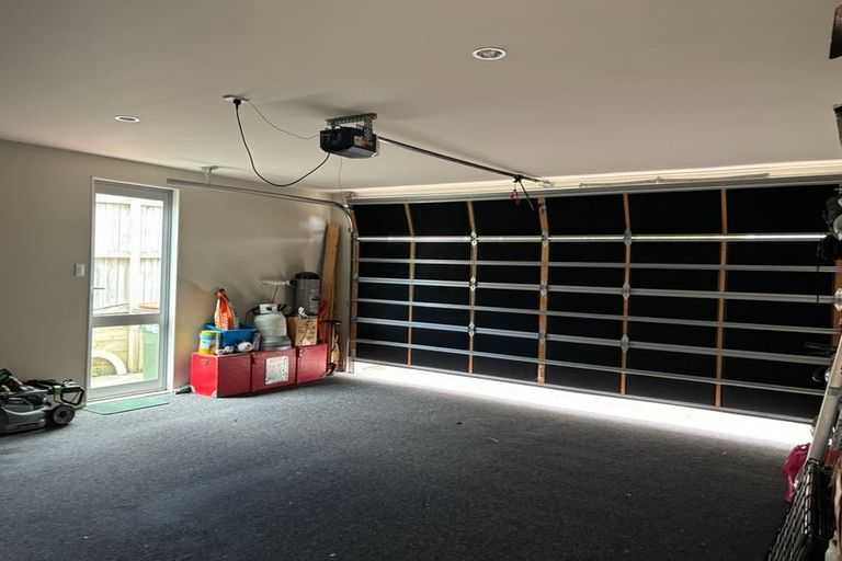 Photo of property in 28 Bur Oak Terrace, Schnapper Rock, Auckland, 0632