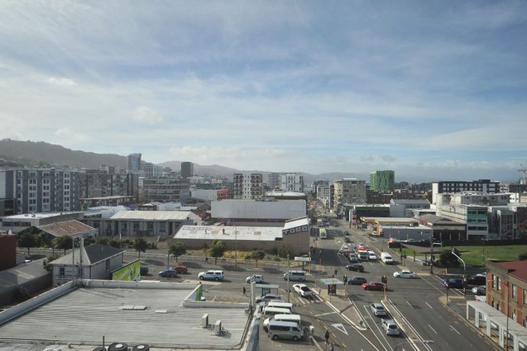 Photo of property in Cube Apartments, 7j/242 Taranaki Street, Mount Cook, Wellington, 6011