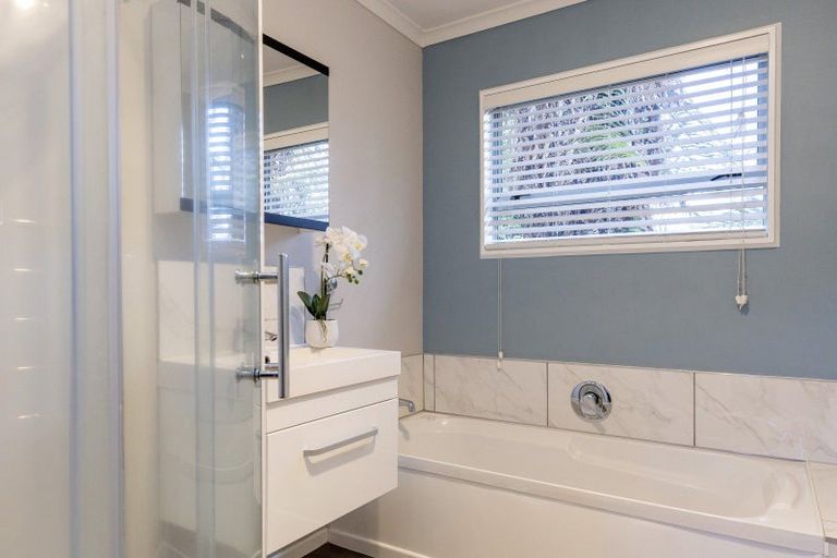 Photo of property in 2 Laughton Street, Taupo, 3330