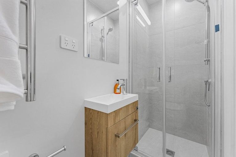 Photo of property in 34b James Street, Mangere East, Auckland, 2024