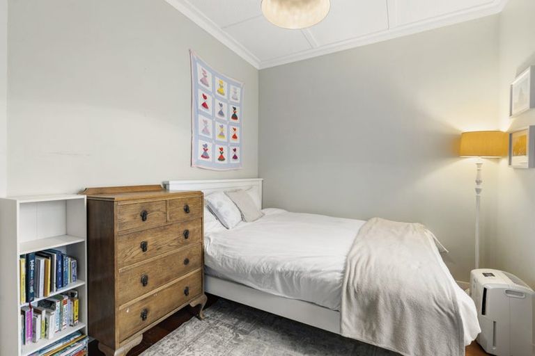 Photo of property in 10 Brighton Street, Island Bay, Wellington, 6023