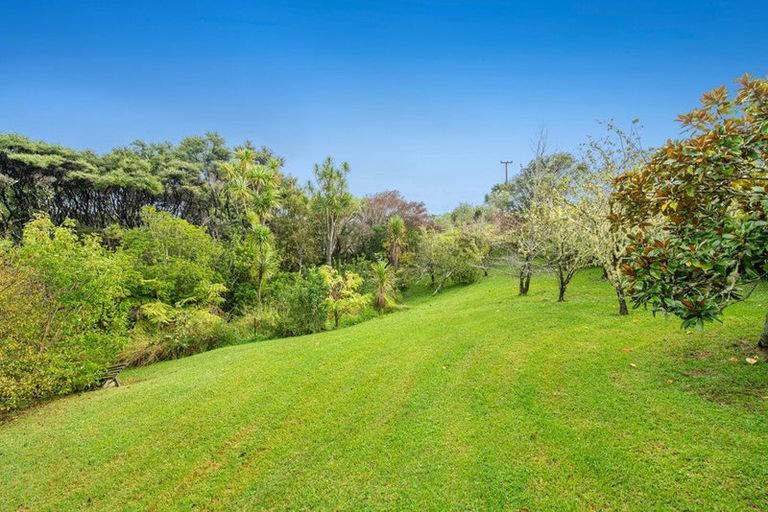 Photo of property in 812 Inland Road, Helensville, 0875