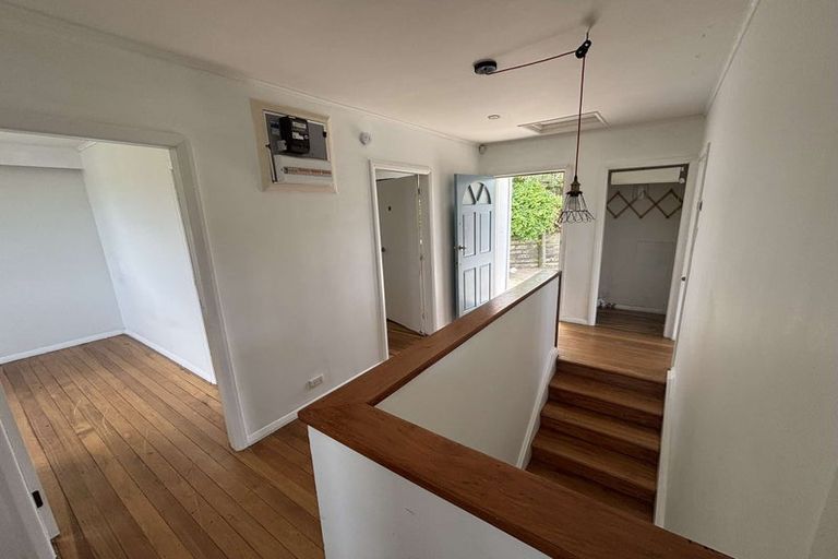 Photo of property in 40 Hindmarsh Street, Johnsonville, Wellington, 6037