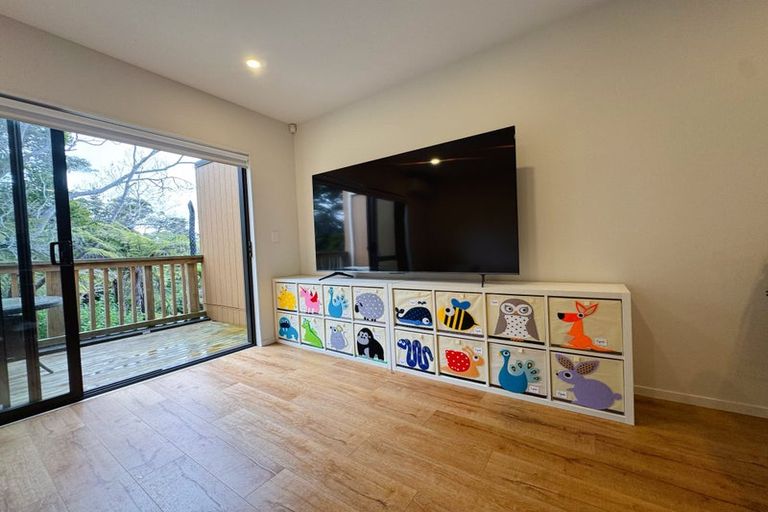 Photo of property in 31/9 Schnapper Rock Road, Greenhithe, Auckland, 0632