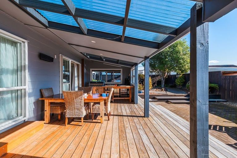 Photo of property in 8 Simkin Street, Taupo, 3330