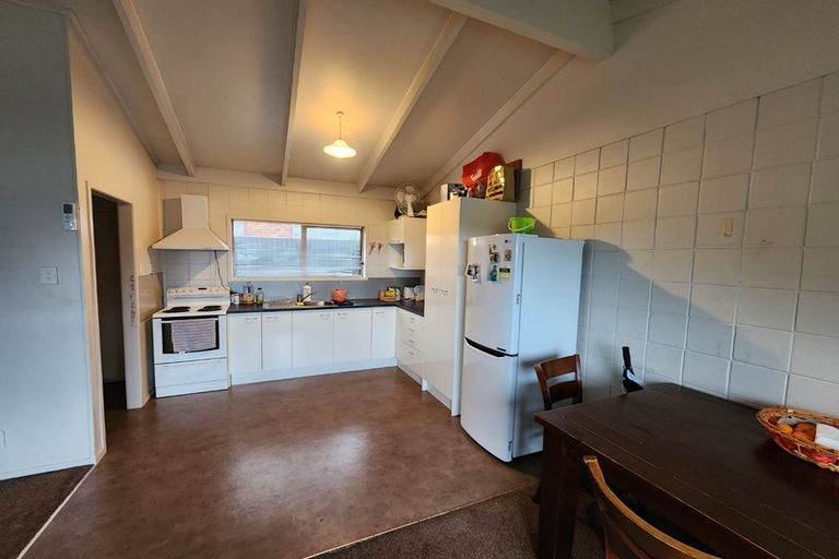 Photo of property in 16a Kennelly Crescent, Pukekohe, 2120