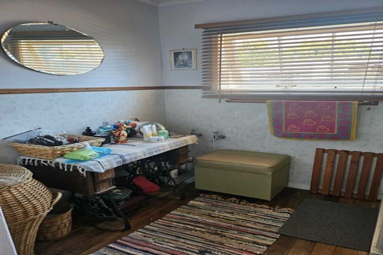 Photo of property in 28 Huia Street, Ohura, 3926