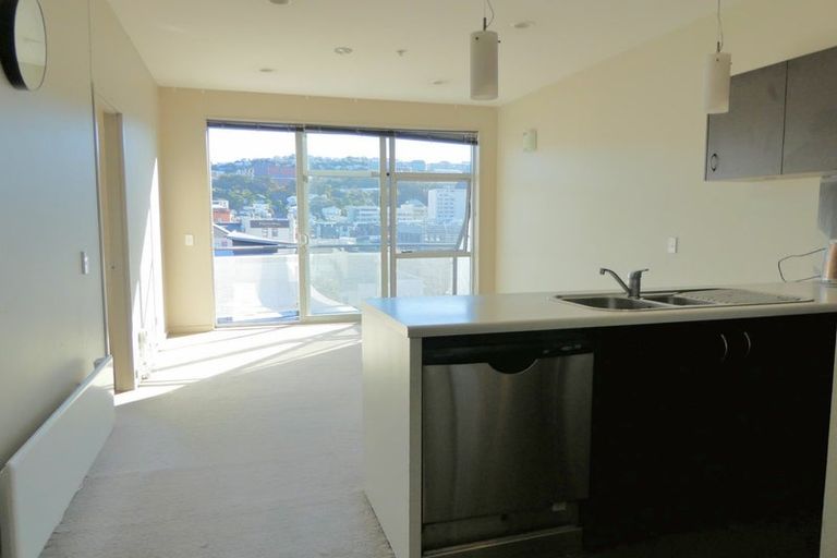 Photo of property in City Lodge, 706/115 Vivian Street, Te Aro, Wellington, 6011