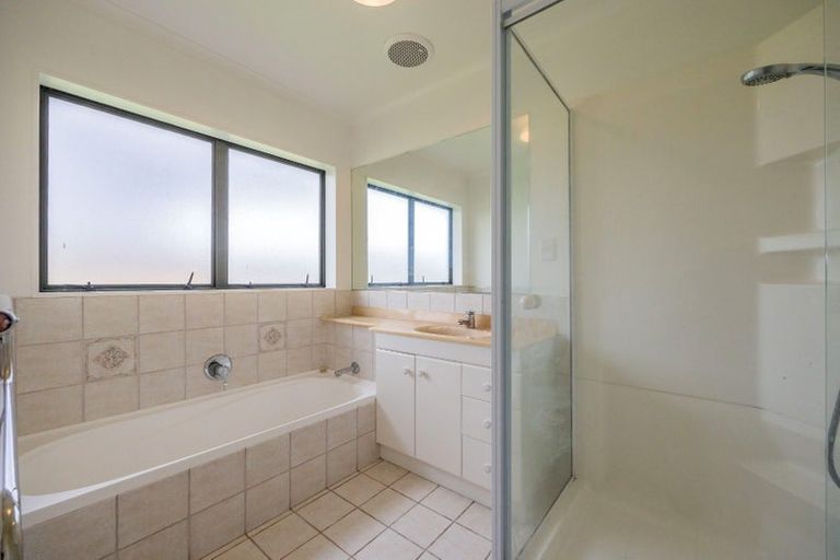 Photo of property in 119 Burswood Drive, Burswood, Auckland, 2013