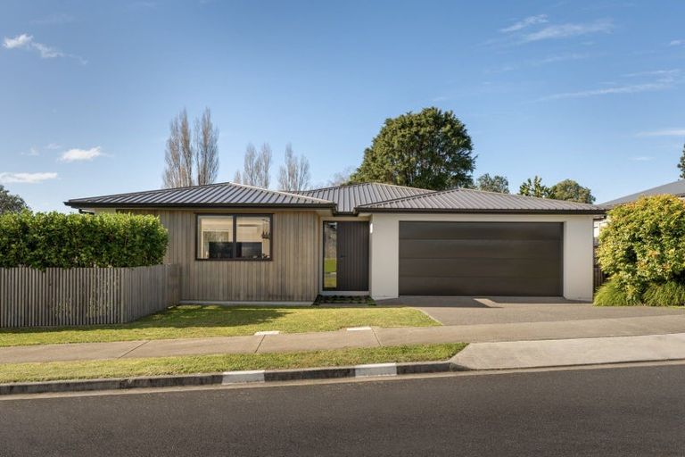 Photo of property in 63 Ruba Way, Ohauiti, Tauranga, 3112