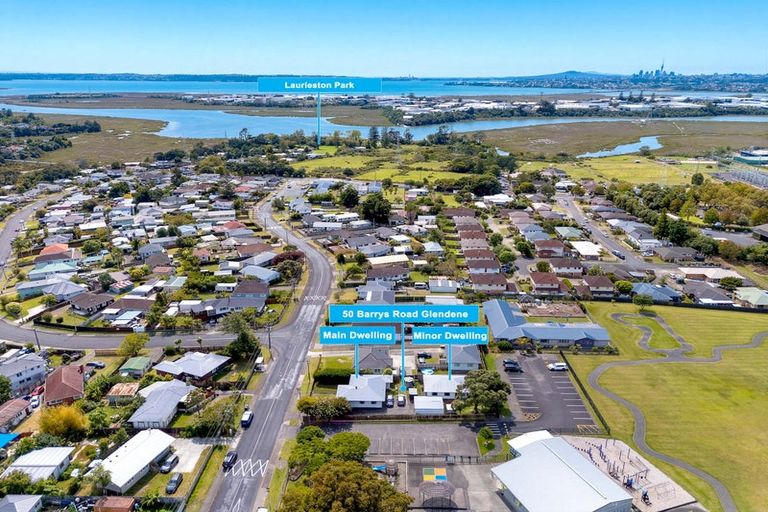 Photo of property in 50 Barrys Road, Glendene, Auckland, 0602