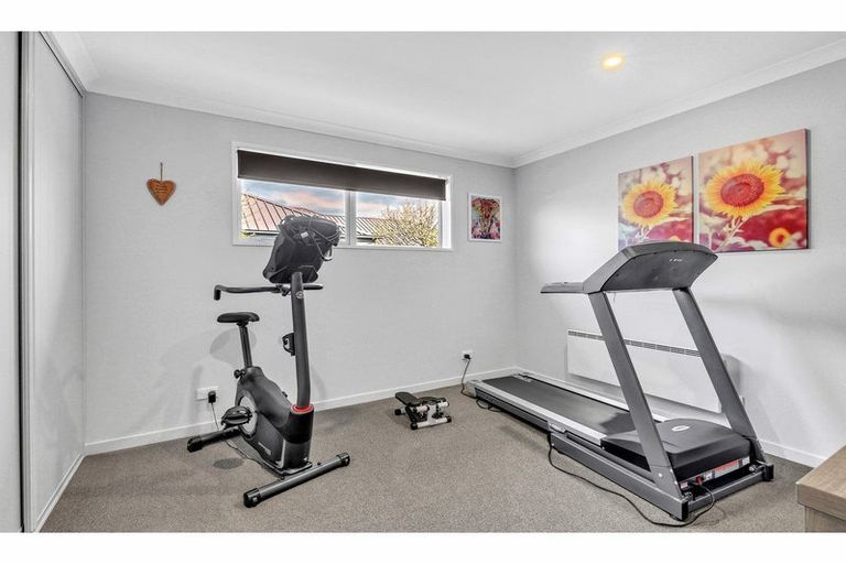 Photo of property in 25 Lancewood Way, Rangiora, 7400