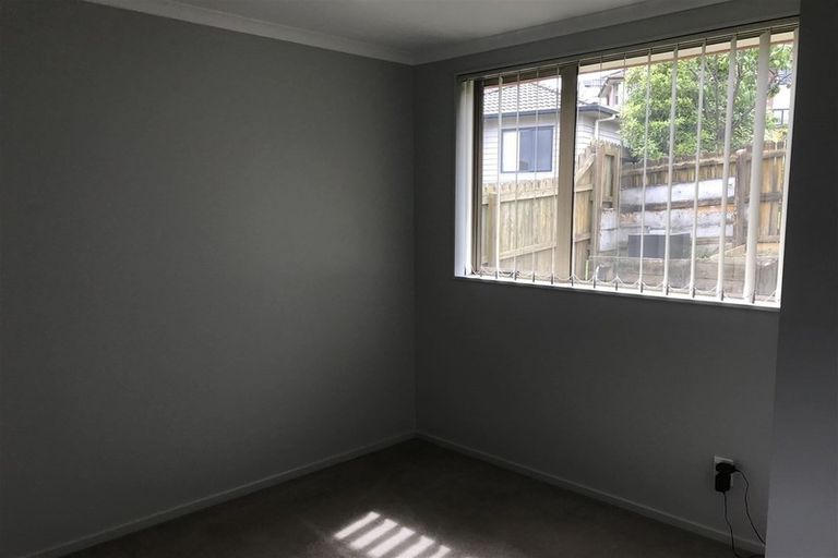 Photo of property in 4 Nykki Place, Papakura, 2110