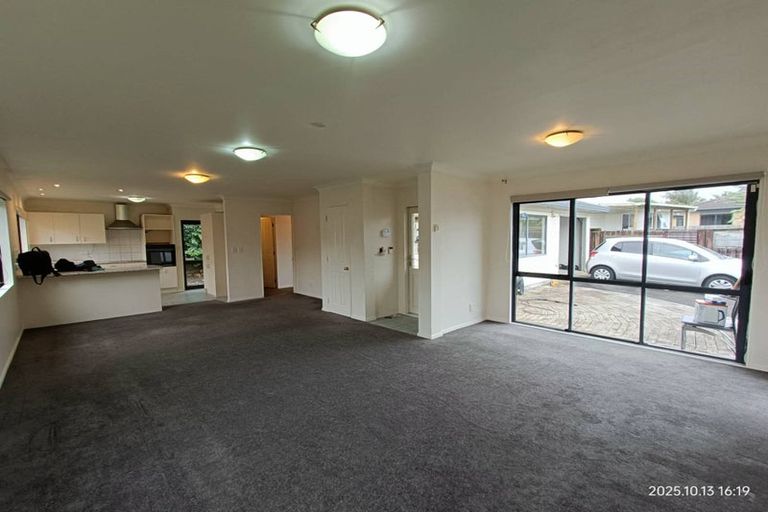 Photo of property in 1/36 Metcalfe Road, Ranui, Auckland, 0612