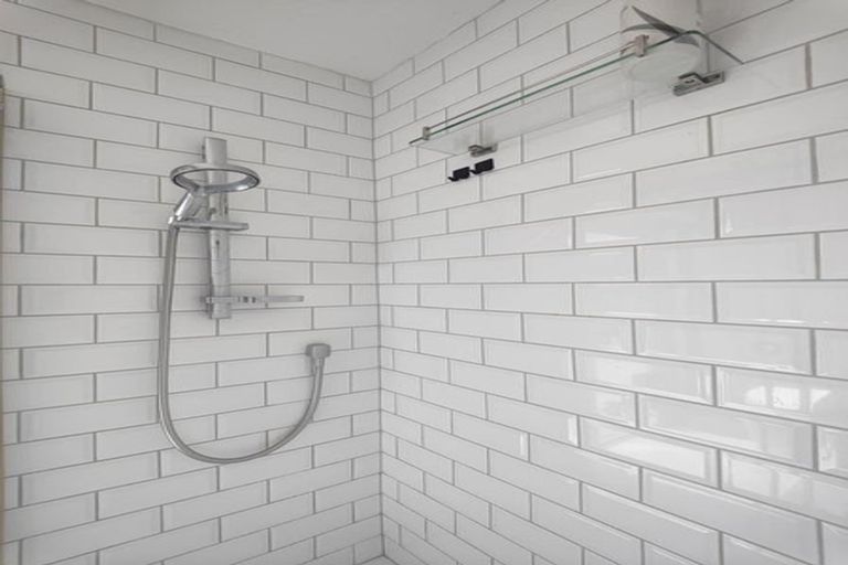 Photo of property in 2/146 Soleares Avenue, Mount Pleasant, Christchurch, 8081