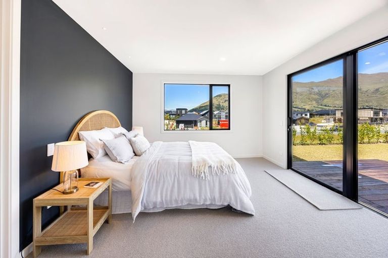 Photo of property in 3 Mason Street, Wanaka, 9305