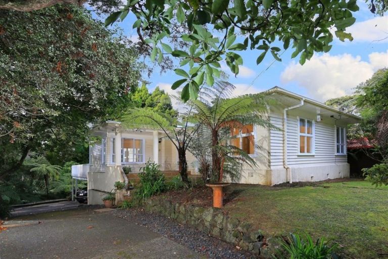 Photo of property in 181 Konini Road, Titirangi, Auckland, 0604