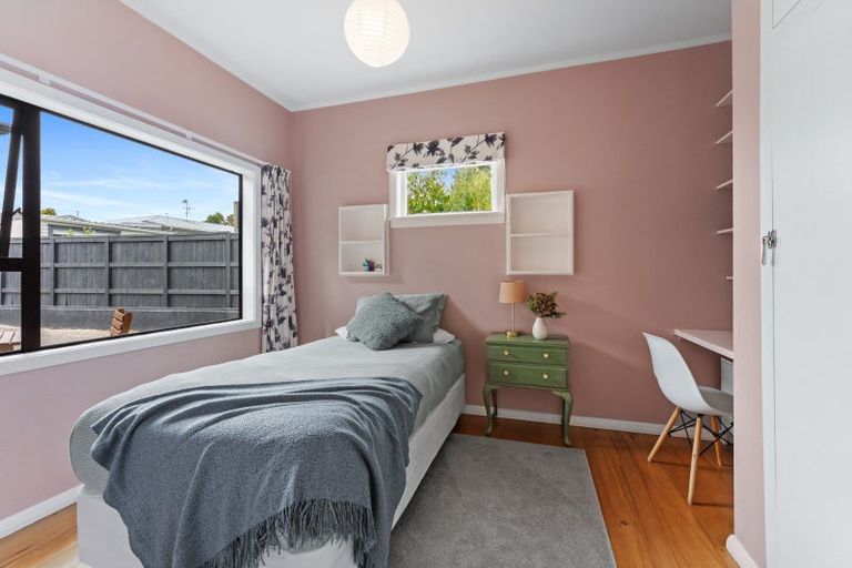 Photo of property in 3 Huia Road, Raumati Beach, Paraparaumu, 5032