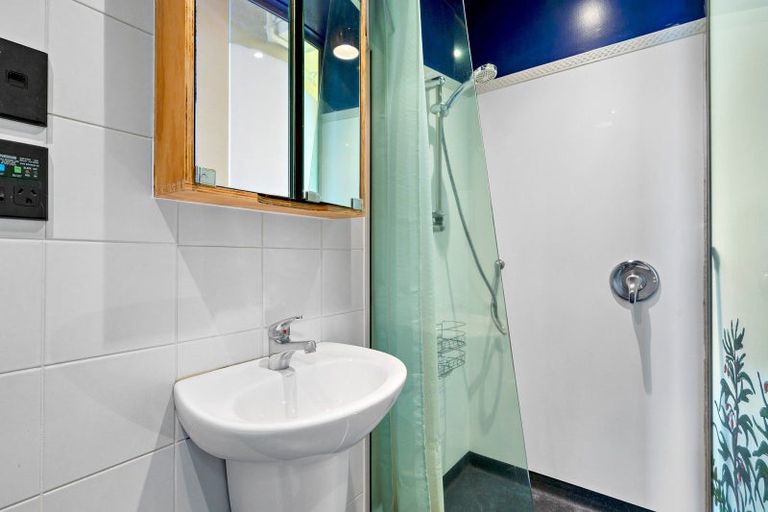 Photo of property in Qba Apartments, 2j/51 Webb Street, Mount Cook, Wellington, 6011