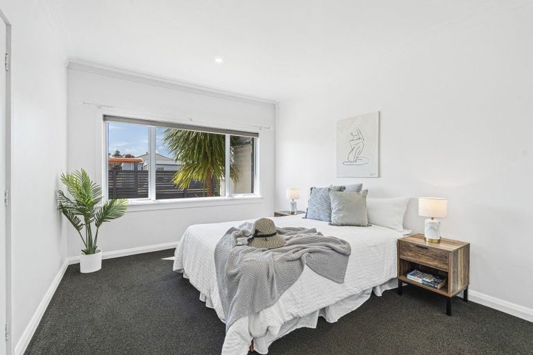Photo of property in 254 Coronation Avenue, Welbourn, New Plymouth, 4310