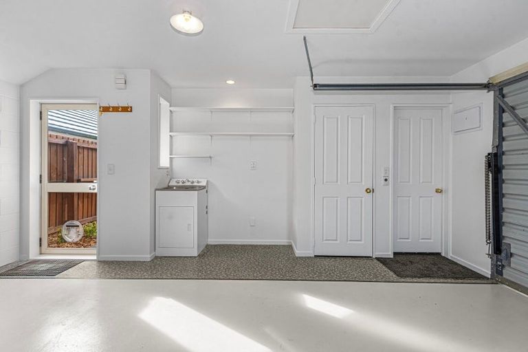 Photo of property in 1 Ashmore Lane, Strowan, Christchurch, 8052