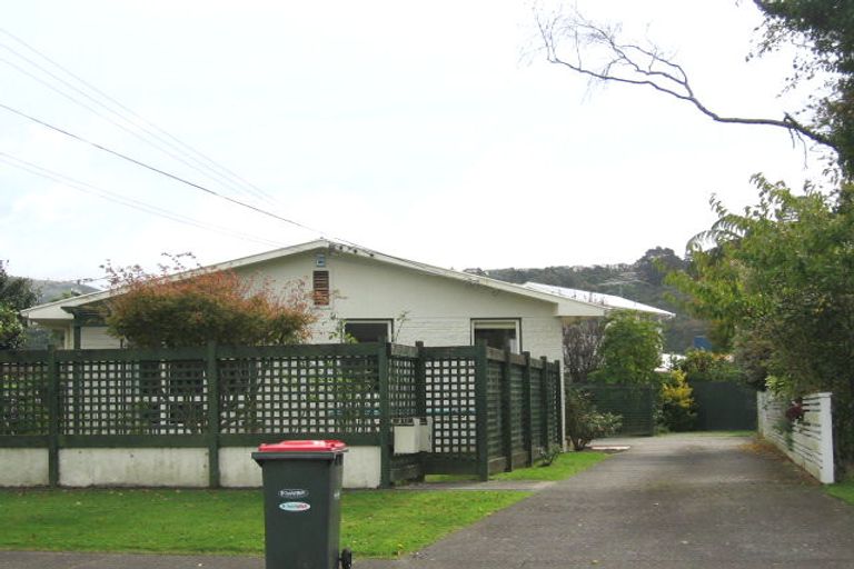 Photo of property in 42a Avalon Crescent, Avalon, Lower Hutt, 5011