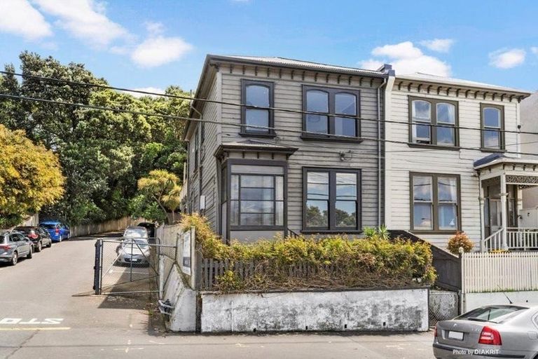 Photo of property in 18 Russell Terrace, Newtown, Wellington, 6021