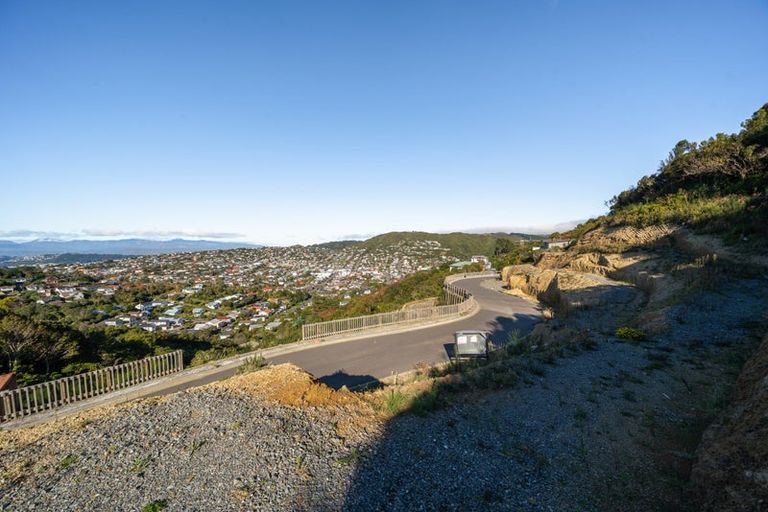 Photo of property in 29 Alanbrooke Place, Karori, Wellington, 6012