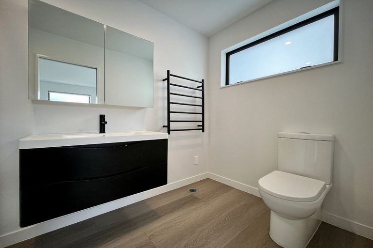 Photo of property in 1/22 James Laurie Street, Henderson, Auckland, 0612